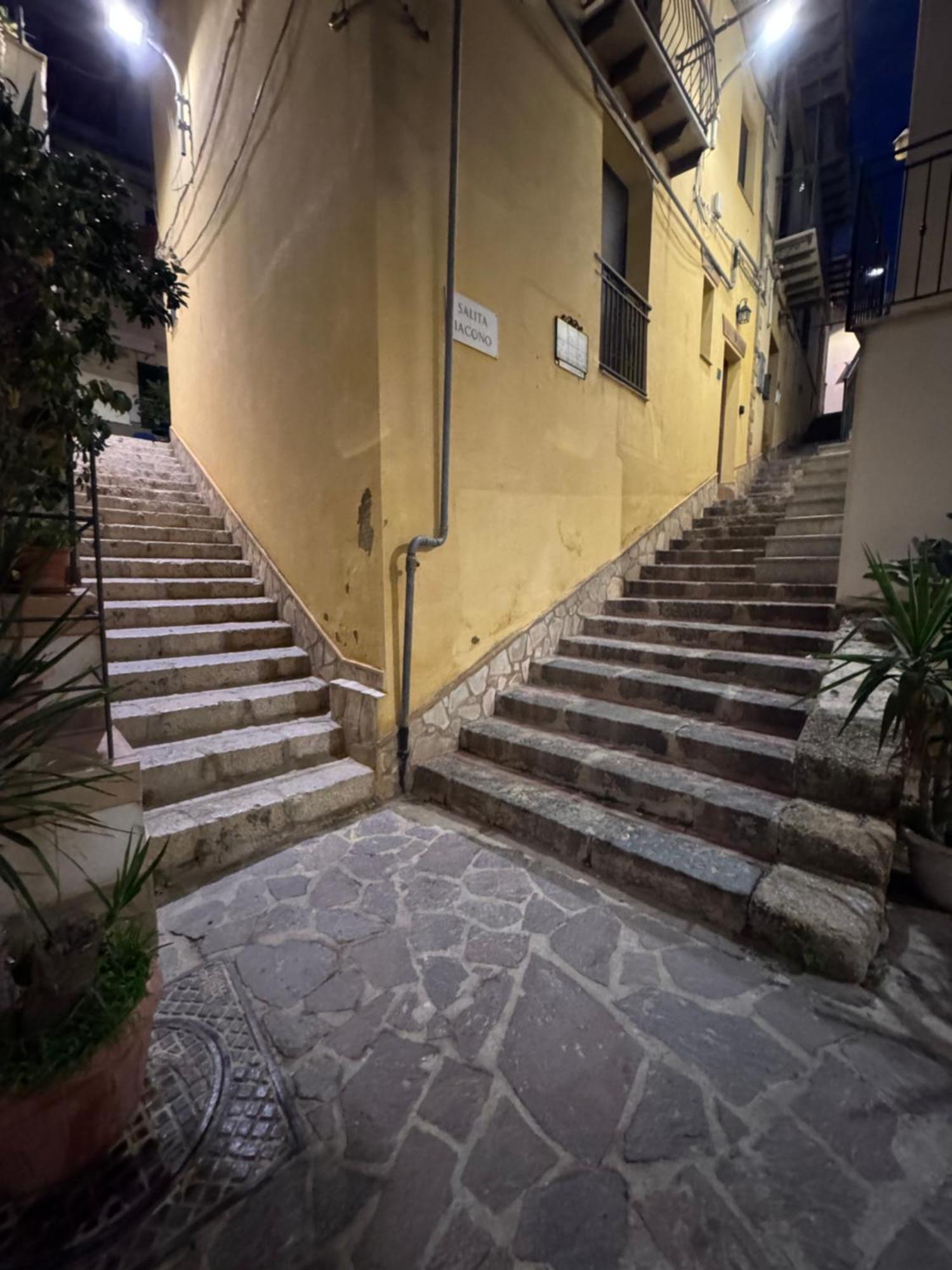 Hotel Le Scalette Del Centro Agrigento Zewnętrze zdjęcie